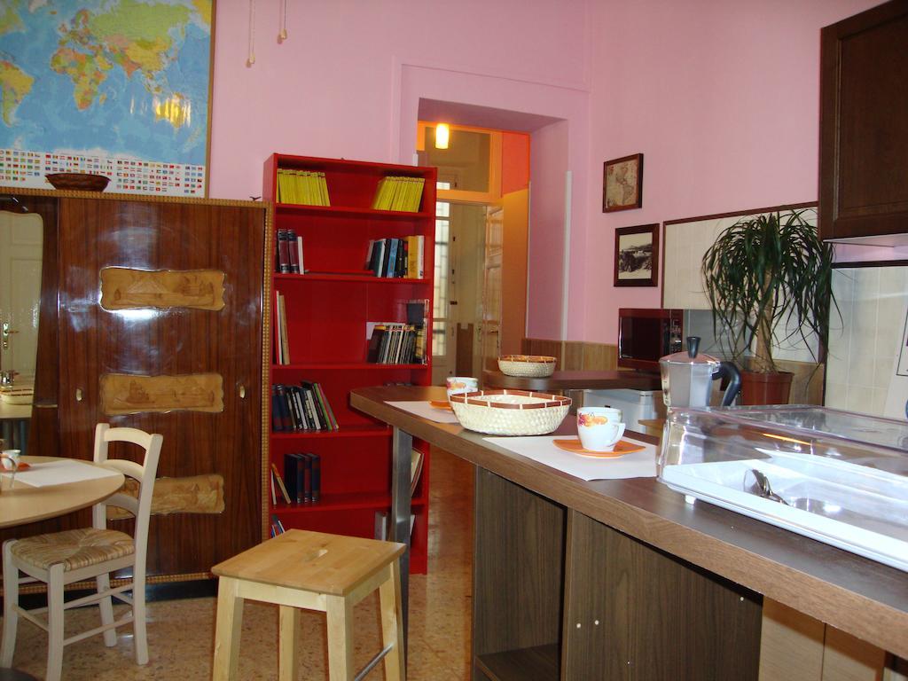La Maison Des Livres เรจโจ ดี คาลาเบีย ภายนอก รูปภาพ